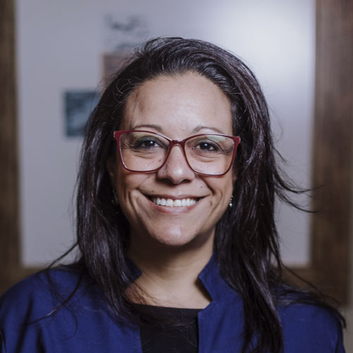 Dra. Renata Leão - Renovare Odontologia
